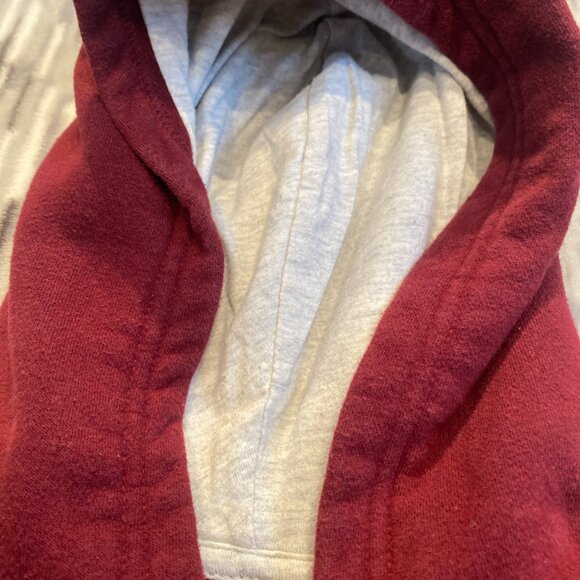 Children’s Place Boys Hoodie Size Med 7/8 Full Zip Burgundy with Logo - Picture 4 of 6